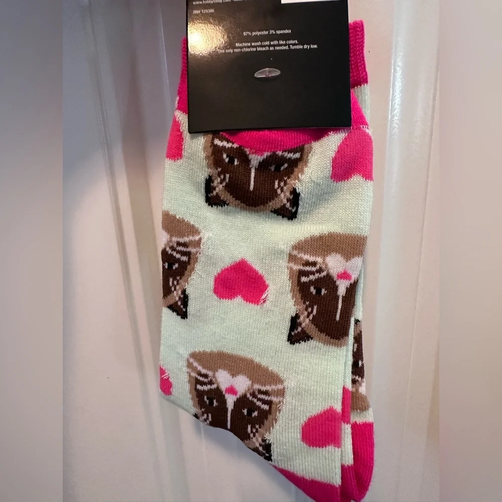Playful Cat Crew Socks - Pink and Brown